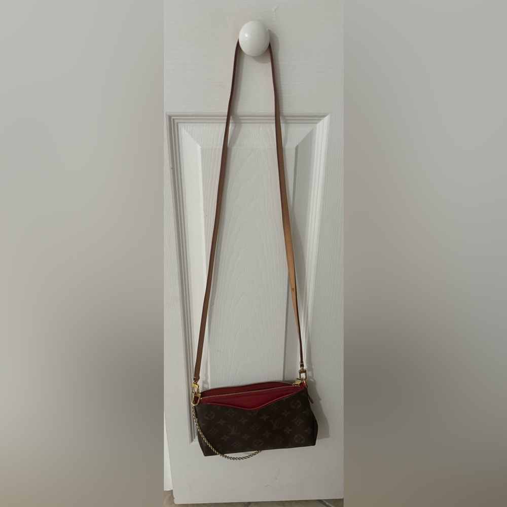 Louis Vuitton Monogram Pallas Clutch Cherry